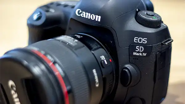 Canon 5D Mark IV