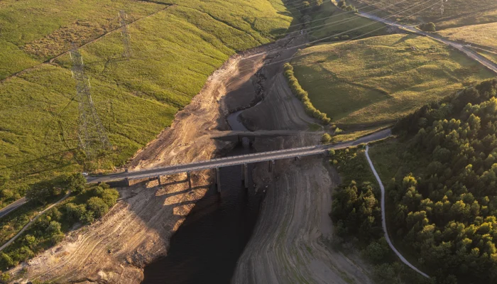 Baitings Dam Seriously Low Waters – Incredible Drone Footage Reveals Hidden Packhorse Bridge